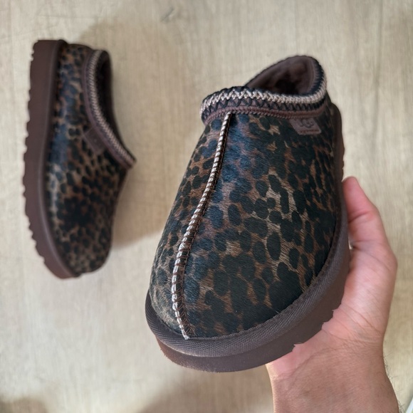 UGG Wmns Tasman Caspian Slipper ‘Burnt Cedar Cheetah’ 1158350-BCDR Size 8 NEW - Picture 11 of 13